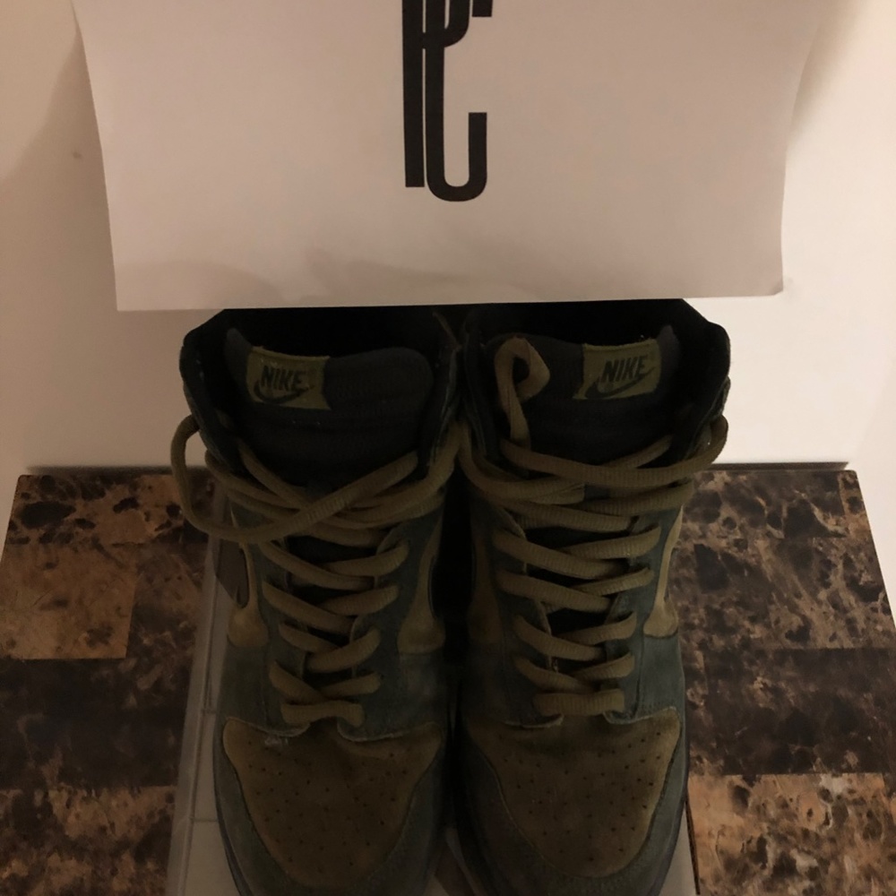 Nike SB Dunk High "Hulk" Sneakers - Picture 5 of 11